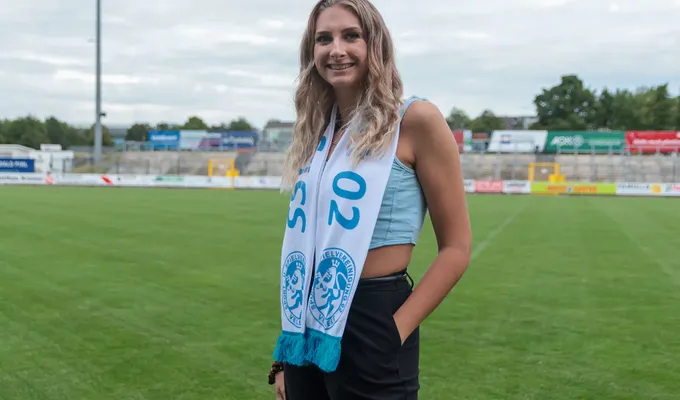 Jacqueline Crevaux kehrt zur SSVg Velbert zurück