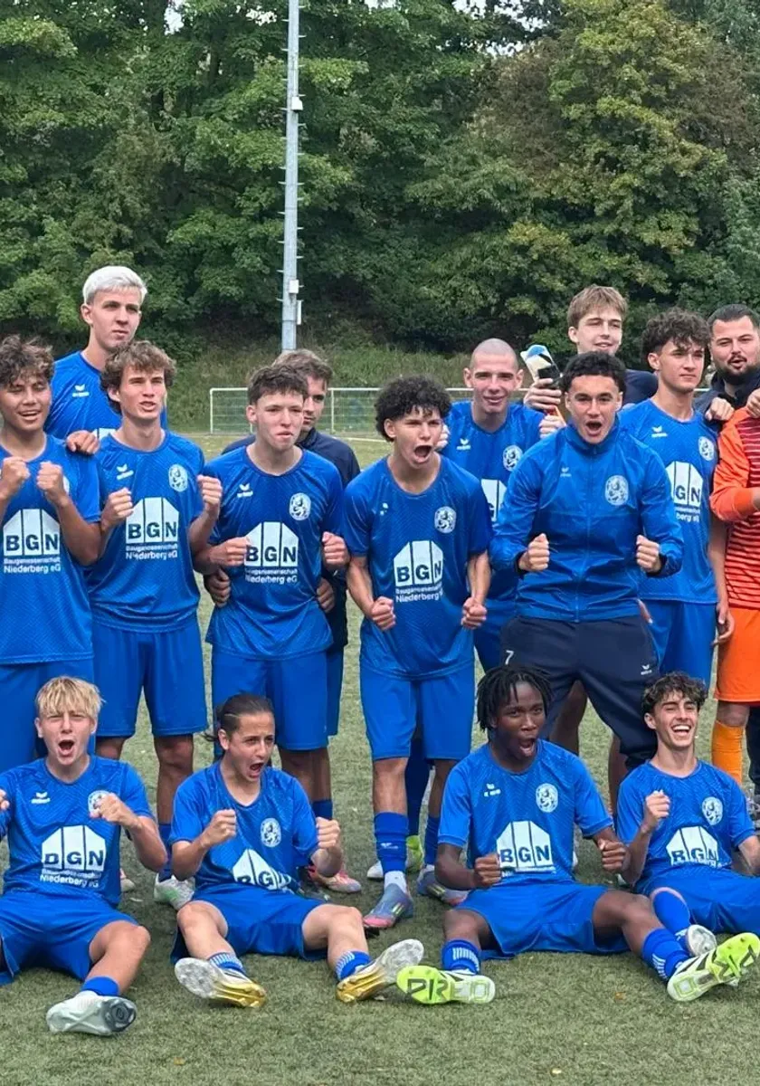 Spitzenreiter - SSVg feiert 4:0 Erfolg beim 1. FC Bocholt