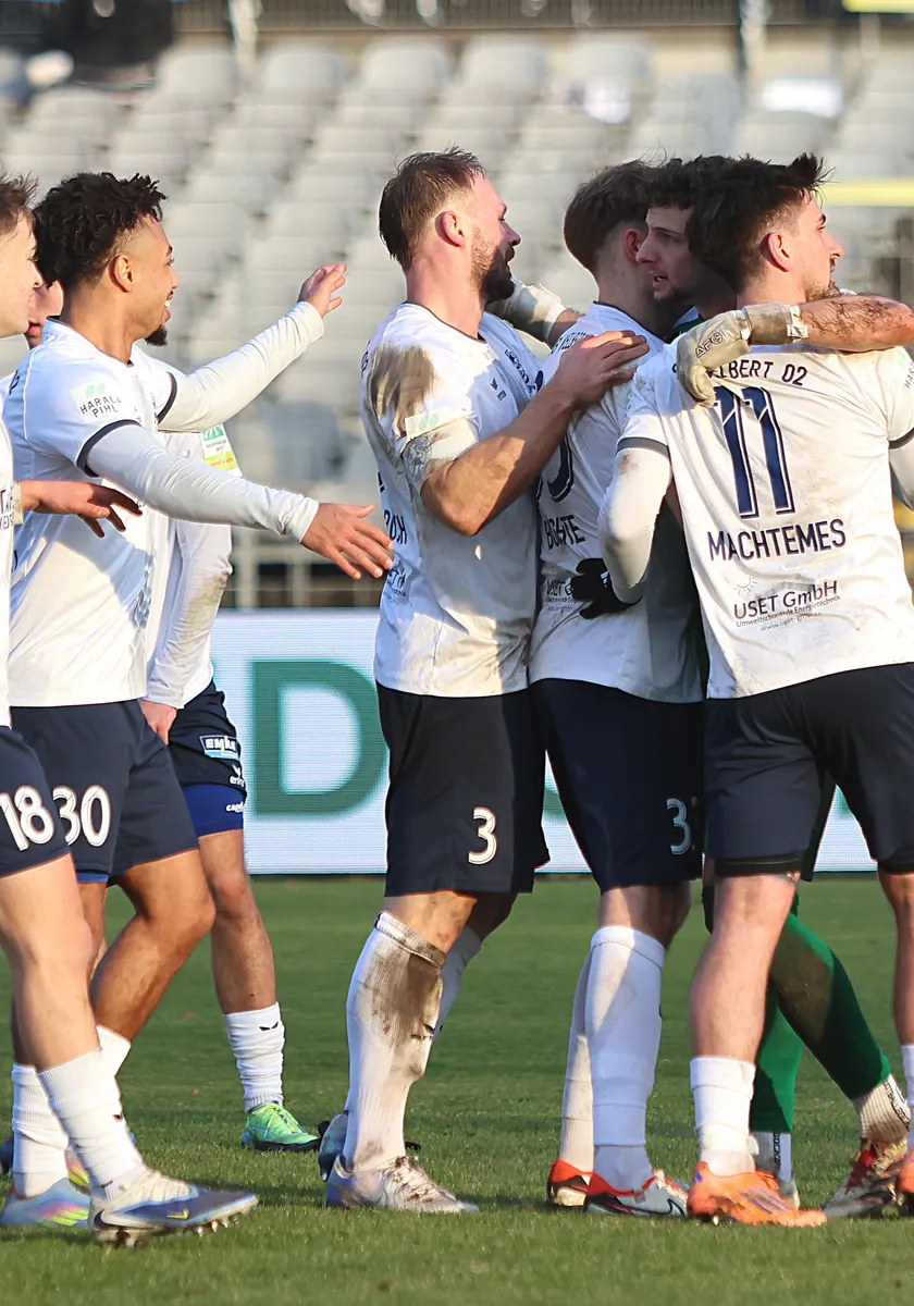 Highlights- Wuppertaler SV - SSVg Velbert - RL West