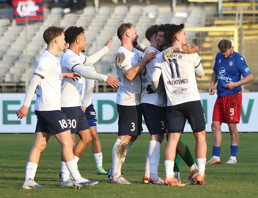 Highlights- Wuppertaler SV - SSVg Velbert - RL West