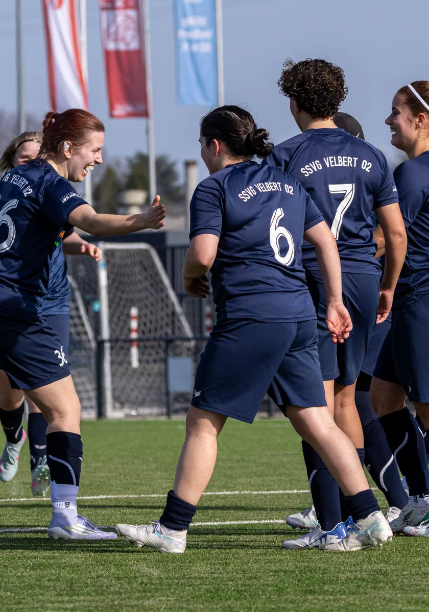 Doppelter Auswärtseinsatz für Velberts Damen