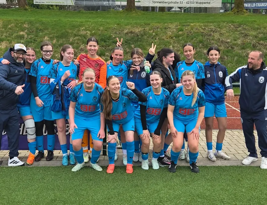 Neuer Spitzenreiter - U17 Mädels siegen auswärts