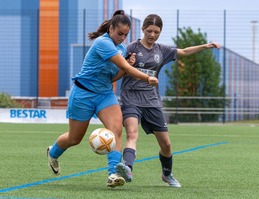 U17 Juniorinnen festigen Spitzenposition