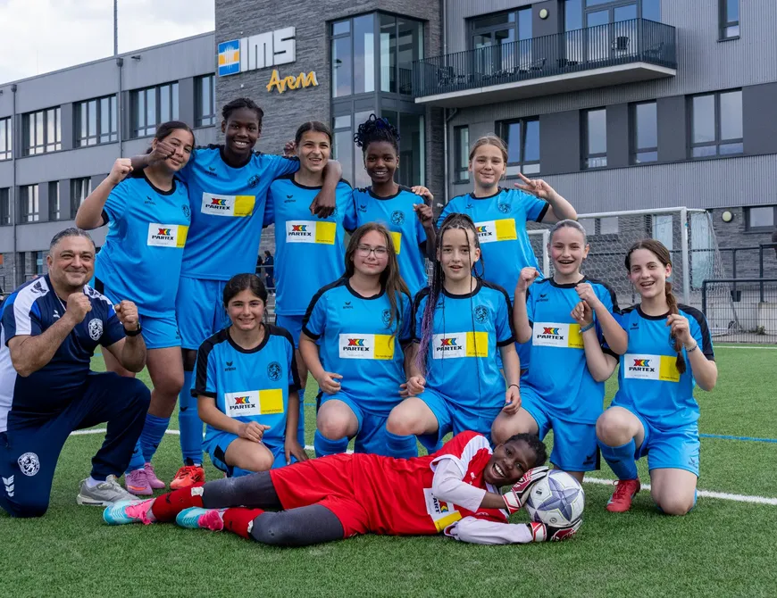 U13 schlägt Jägerhaus-Linde 8:0 und klettert auf Rang vier 