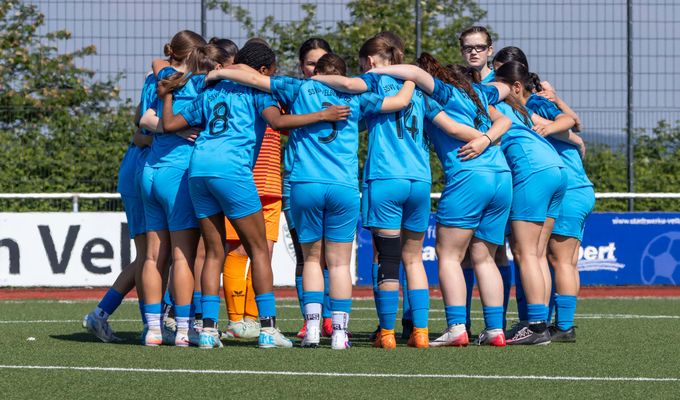 U17 testet beim Vizemeister aus Niederbonsfeld