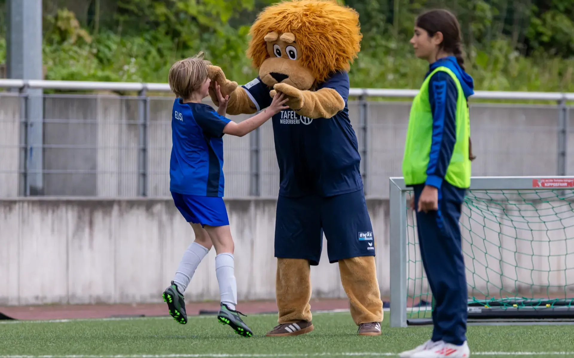 Talenttag "Am Berg" – Mädels trotzen dem Regen