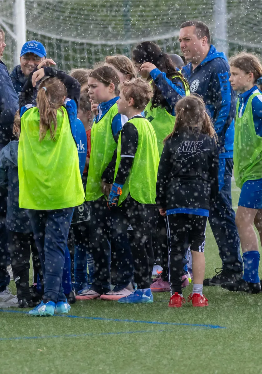 Testspiel-Doppel: U17 siegt, U13 unterliegt
