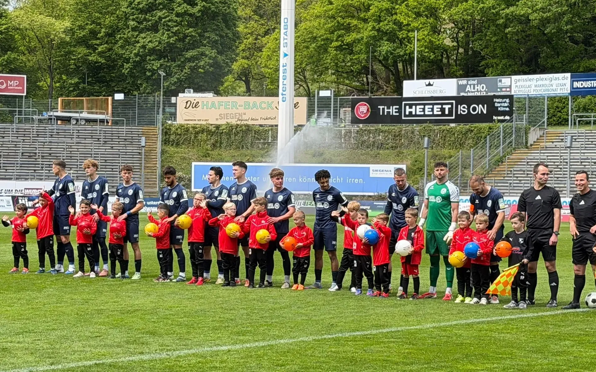 Sportfreunde Siegen - SSVg Velbert - RL West