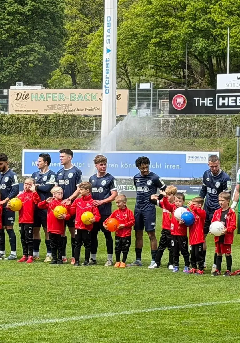 Sportfreunde Siegen - SSVg Velbert - RL West