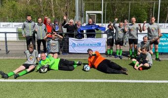 Rainbow Stars Soccer holt 2. Platz beim Special Olympics Turnier am Geißbockheim