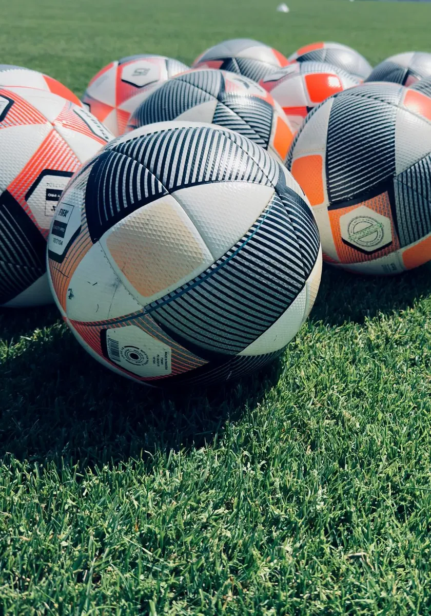 SSVg Velbert feiert souveränen 3:0-Auswärtssieg in Meerbusch