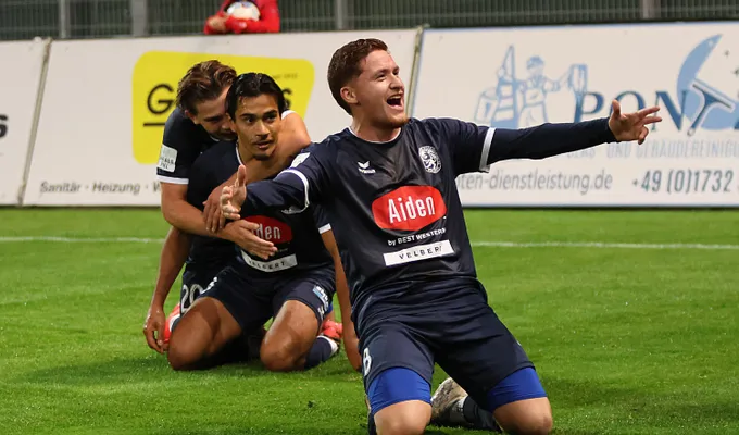 SSVg Velbert gewinnt Flutlichtduell beim KFC Uerdingen