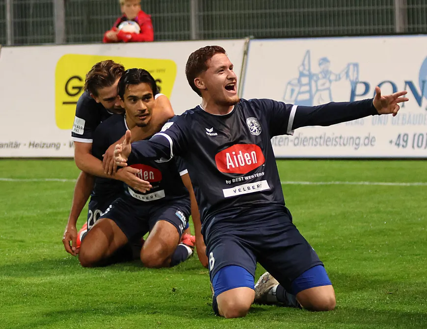 SSVg Velbert gewinnt Flutlichtduell beim KFC Uerdingen