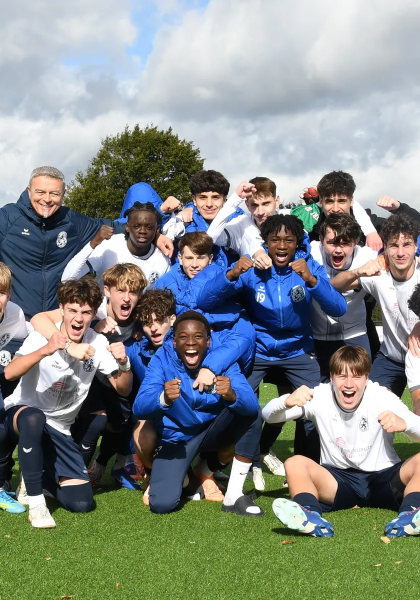 U-17 setzt sich in Straelen mit 4:1 durch
