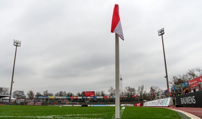 Deutliche Niederlage in Köln – SSVg wartet auf ersten Sieg