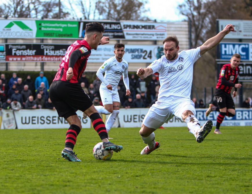 Die Fotos zum Auswärtsspiel beim SV Lippstadt