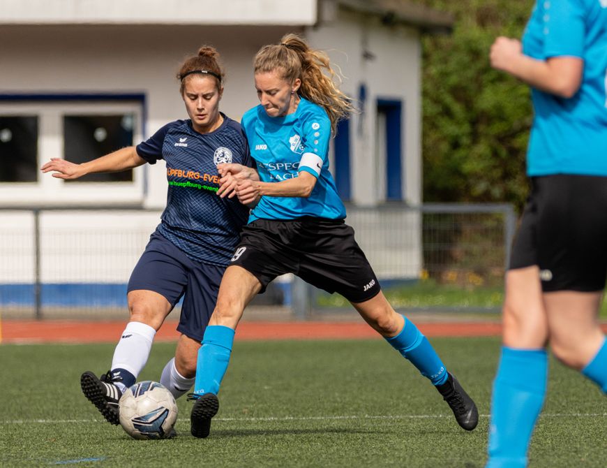 Die Fotos vom 9:0 bei Blau-Weiß Langenberg II