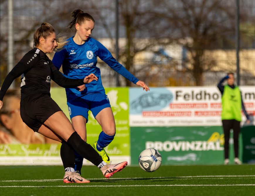 Die Bilder vom Spiel gegen den CfR Links