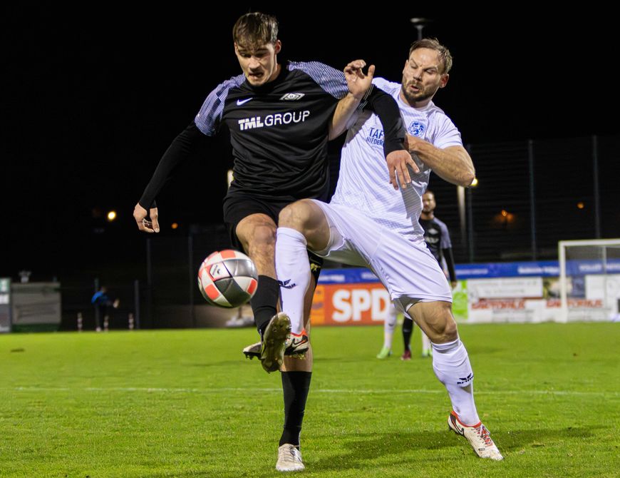 Flutlicht-Kracher: SSVg empfängt SC St. Tönis!