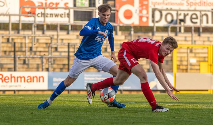 DEFENSIVE STEHT – Jonas Büchte verlängert bis 2026